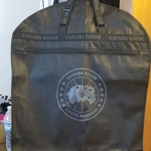 Canada Goose Garment Bag